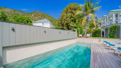 Luxury Villa Photo #10