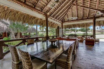 Luxury Villa Photo #7