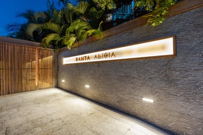 Luxury Villa Photo #24