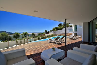 Luxury Villa Photo #11