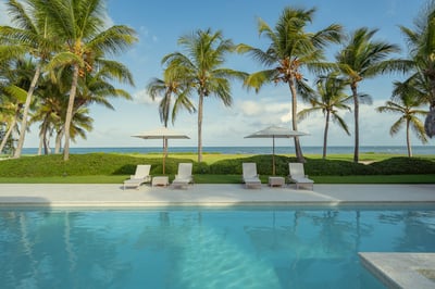 Luxury Villa Photo #3