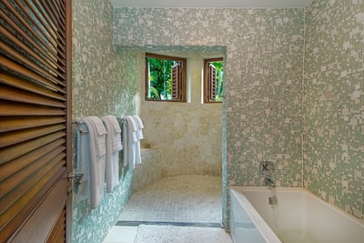 Luxury Villa Photo #20