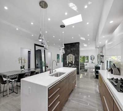 Luxury Villa Photo #11