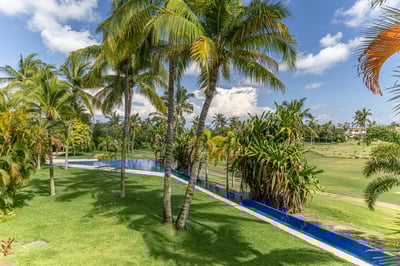 Luxury Villa Photo #32