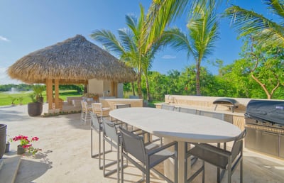 Luxury Villa Photo #10