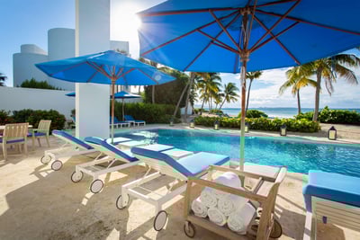 Luxury Villa Photo #4