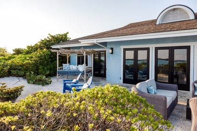 Luxury Villa Photo #4