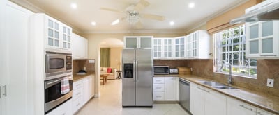 Luxury Villa Photo #8