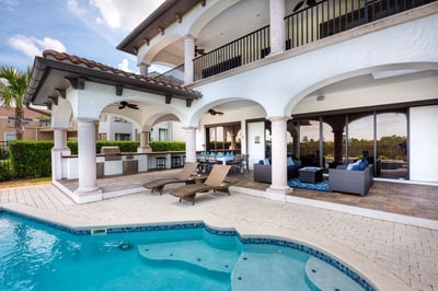 Luxury Villa Photo #9