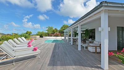 Luxury Villa Photo #8