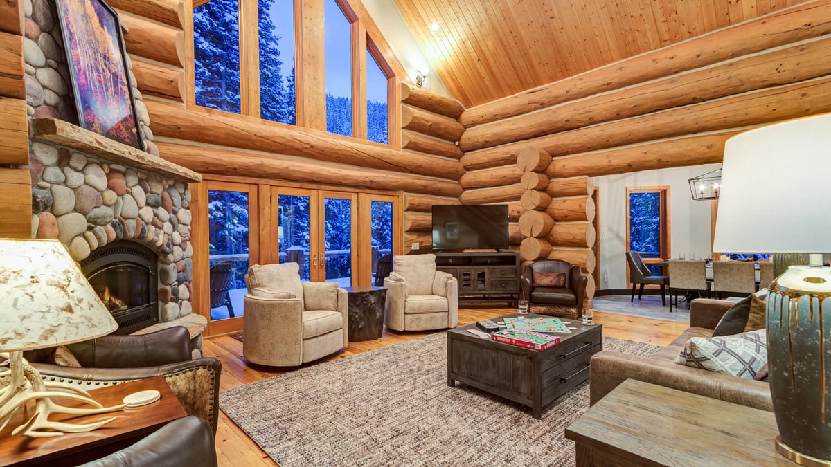 Paradise Meadow Lodge