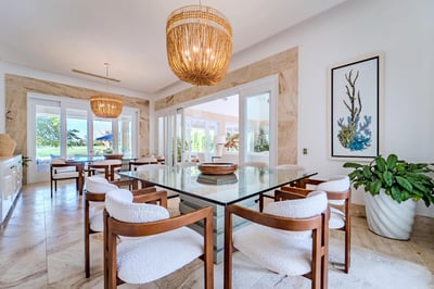 Luxury Villa Photo #11