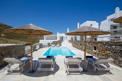 Luxury Villa Photo #2