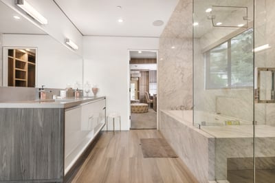 Luxury Villa Photo #32