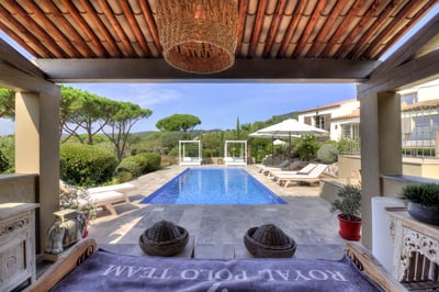 Luxury Villa Photo #8
