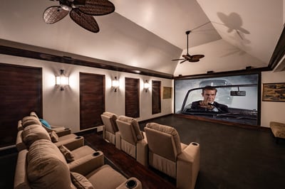 Luxury Villa Photo #12