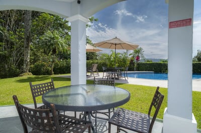 Luxury Villa Photo #6