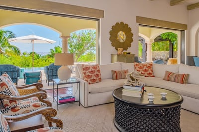 Luxury Villa Photo #21