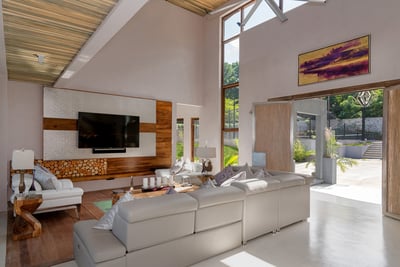 Luxury Villa Photo #24