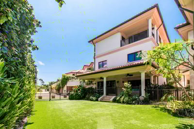 Luxury Villa Photo #2