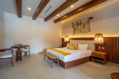 Luxury Villa Photo #39