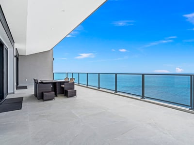 Ocean Breeze Villa B