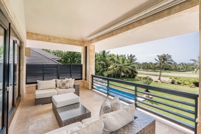 Luxury Villa Photo #7
