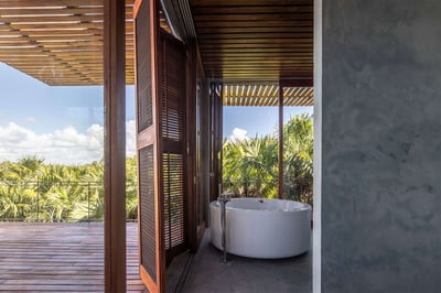 Luxury Villa Photo #20
