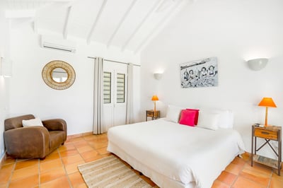 Luxury Villa Photo #24