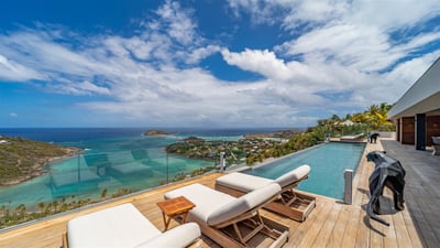 Luxury Villa Photo #2