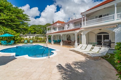 Luxury Villa Photo #2
