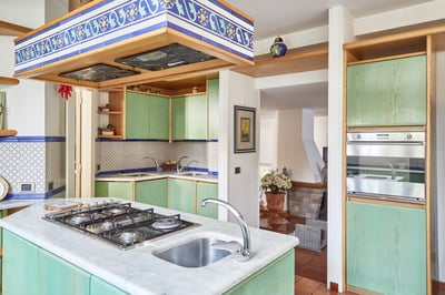 Luxury Villa Photo #15