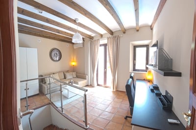 Luxury Villa Photo #24