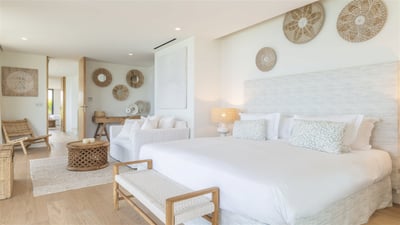 Luxury Villa Photo #45