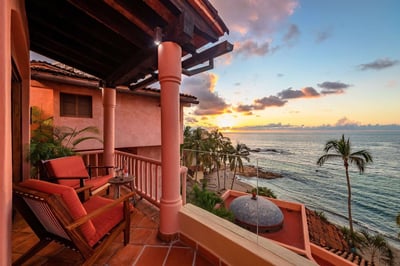 Luxury Villa Photo #7