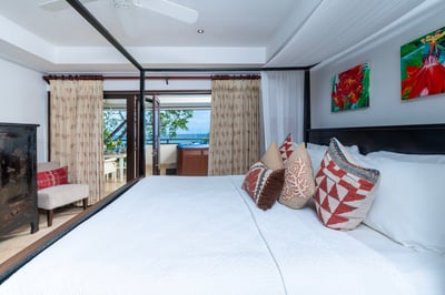 Luxury Villa Photo #8