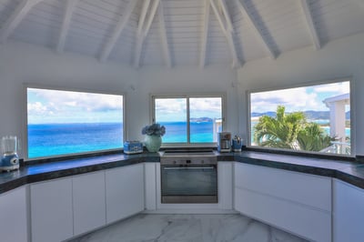 Luxury Villa Photo #20