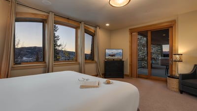 Second Lower King Suite