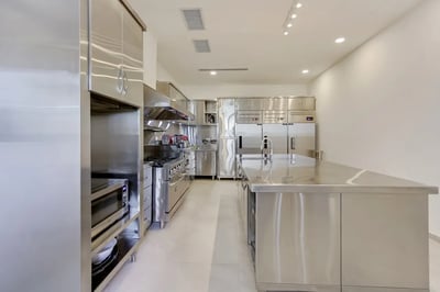 Luxury Villa Photo #28