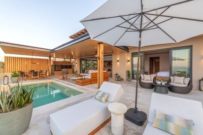 Luxury Villa Photo #13
