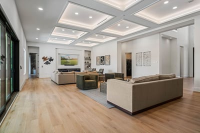 Luxury Villa Photo #21