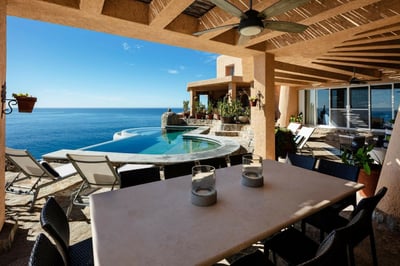Luxury Villa Photo #12