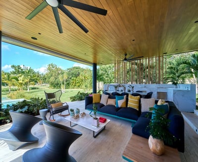 Luxury Villa Photo #6