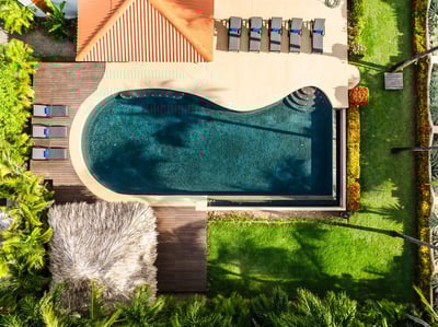 Luxury Villa Photo #5