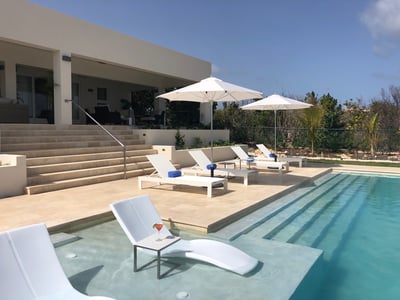 Luxury Villa Photo #10