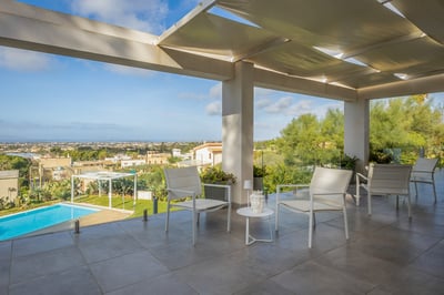 Luxury Villa Photo #12