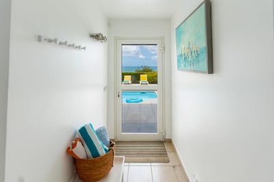 Luxury Villa Photo #29