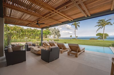 Luxury Villa Photo #35