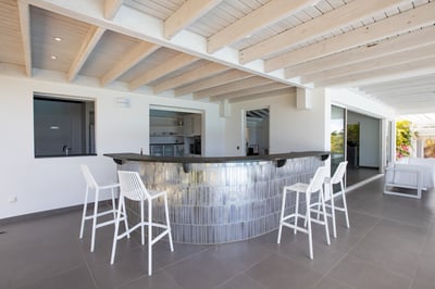 Luxury Villa Photo #13