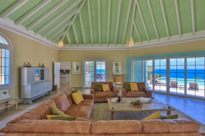 Luxury Villa Photo #19